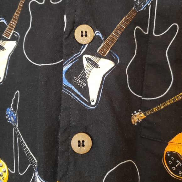 D'EMCRAZY Vintage Men's Black Guitar All Over Print Button Down Shirt Size Large - Picture 6 of 9